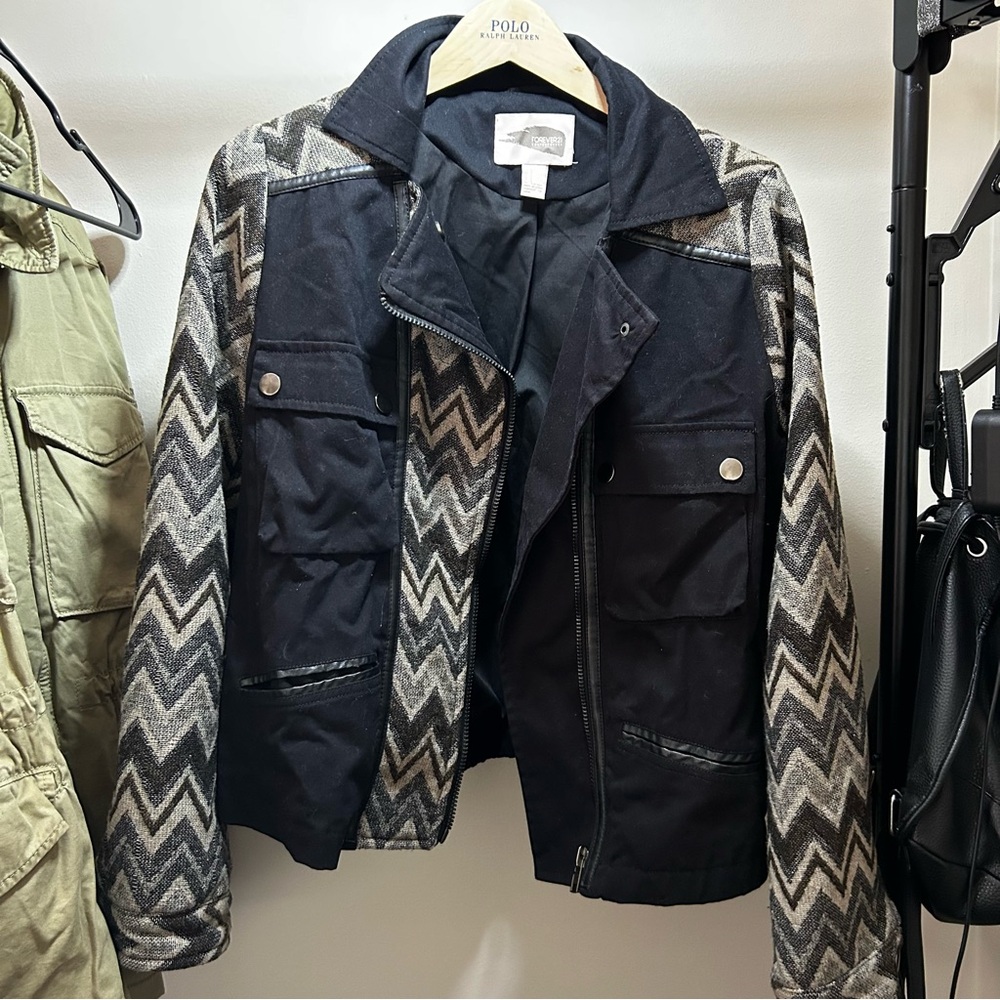 Size Large Color Block Jacket from Forever 21